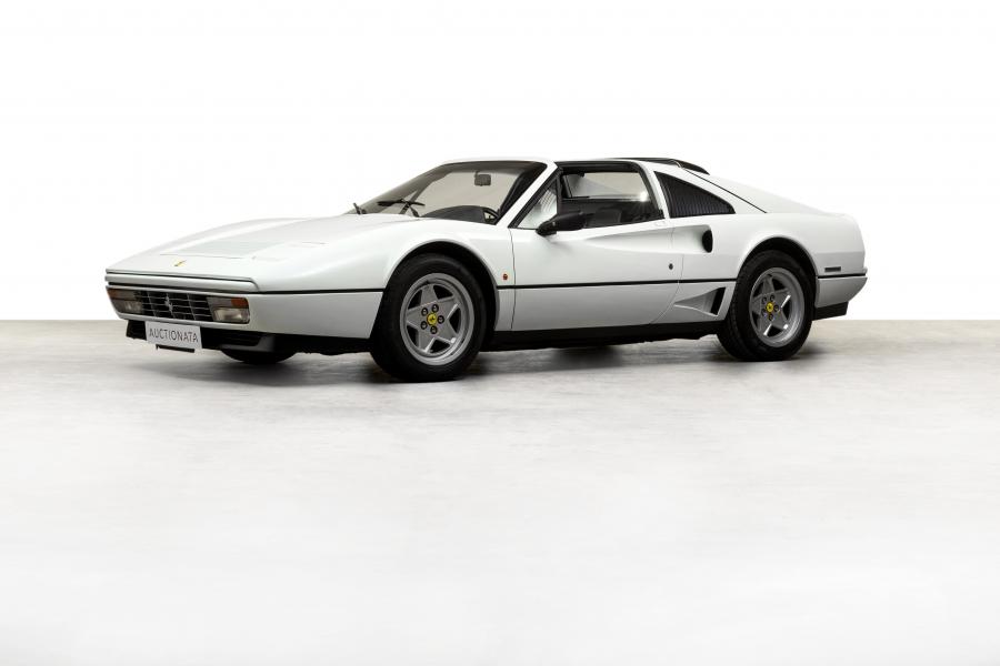  Ferrari GTS Turbo 1986 года  (фото 1 из 27)